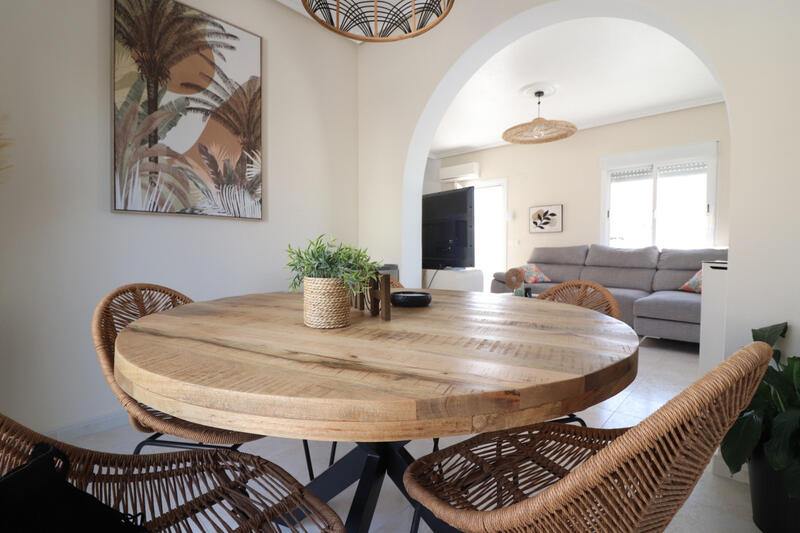 2 bedroom Villa for sale