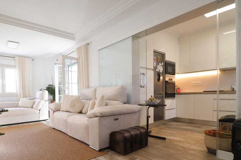 4 bedroom Villa for sale