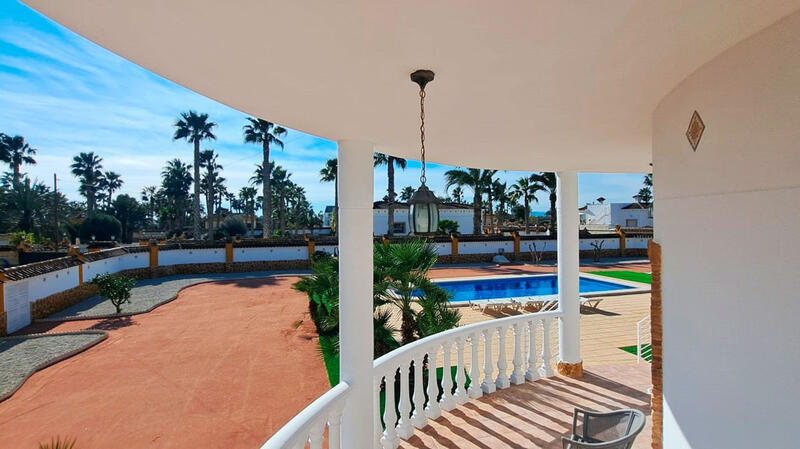 3 bedroom Villa for sale