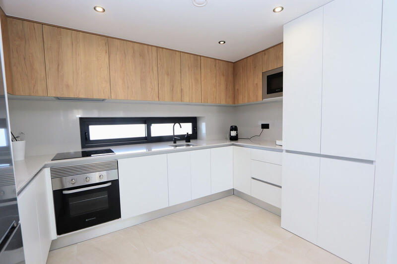 2 спальная комната квартира продается