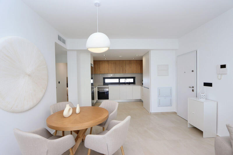 2 спальная комната квартира продается