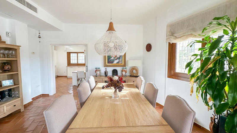 7 Schlafzimmer Villa zu verkaufen