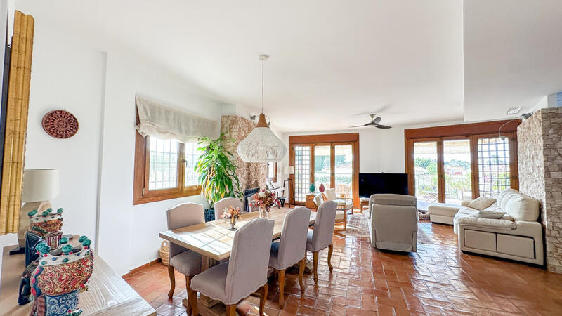 7 Schlafzimmer Villa zu verkaufen