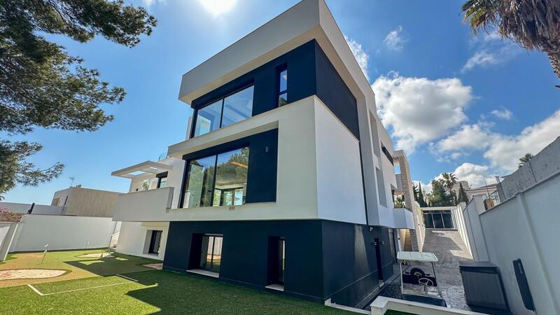 4 Schlafzimmer Villa zu verkaufen