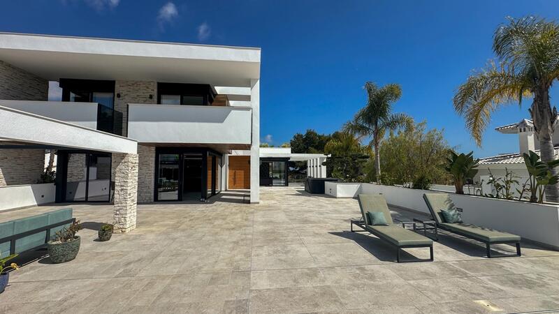 4 Schlafzimmer Villa zu verkaufen