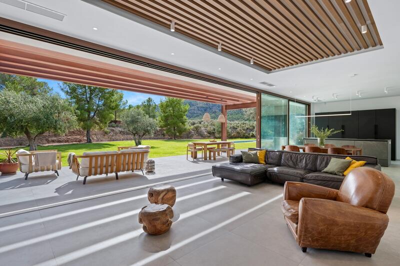 4 bedroom Villa for sale