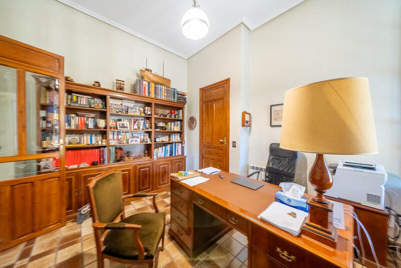 13 soveværelse Villa til salg