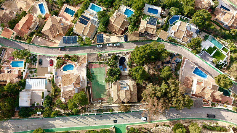 4 спальная комната вилла продается