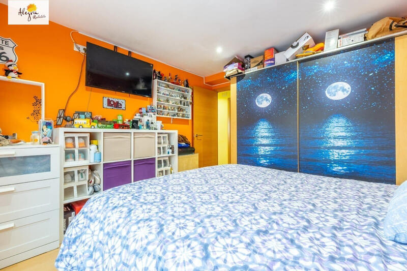 3 bedroom Apartment for sale