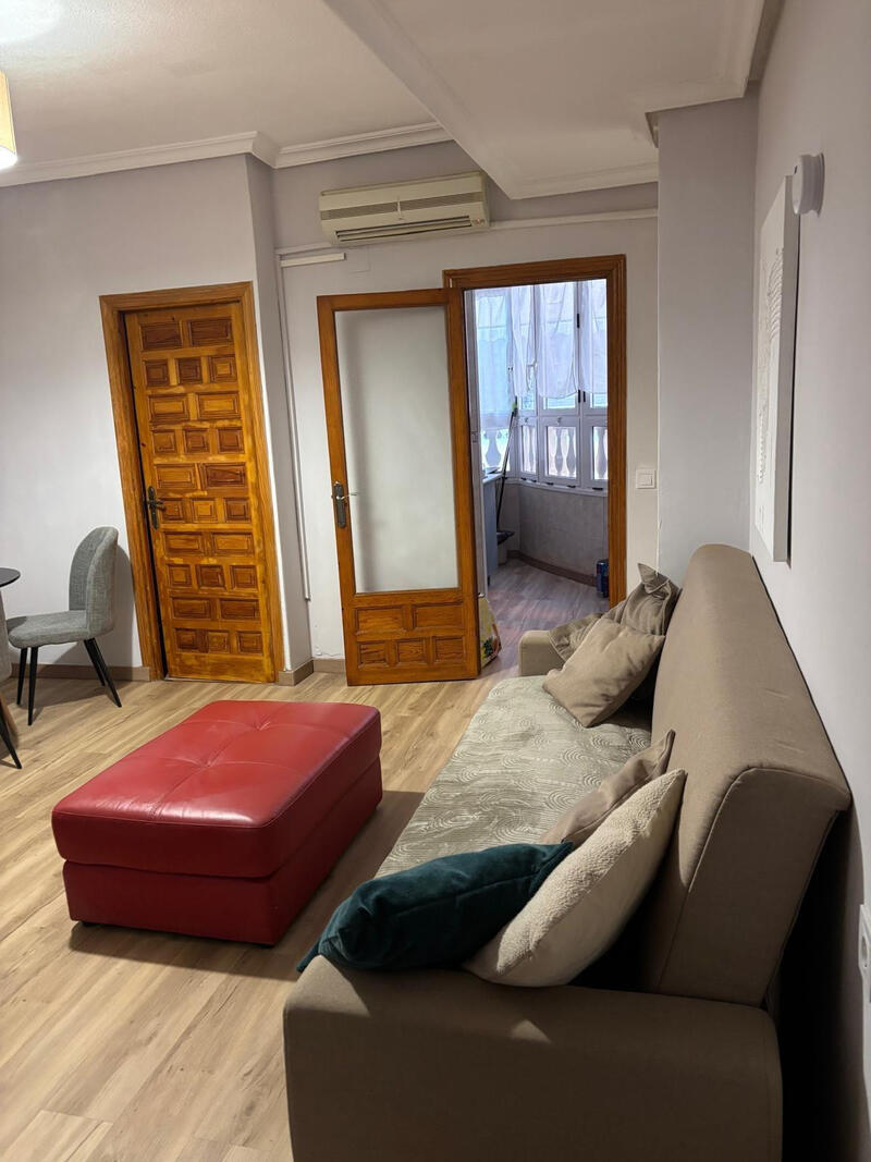 2 slaapkamer Appartement Te koop