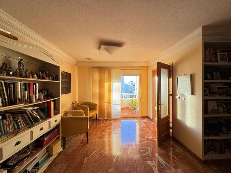 4 sovrum Lägenhet till salu