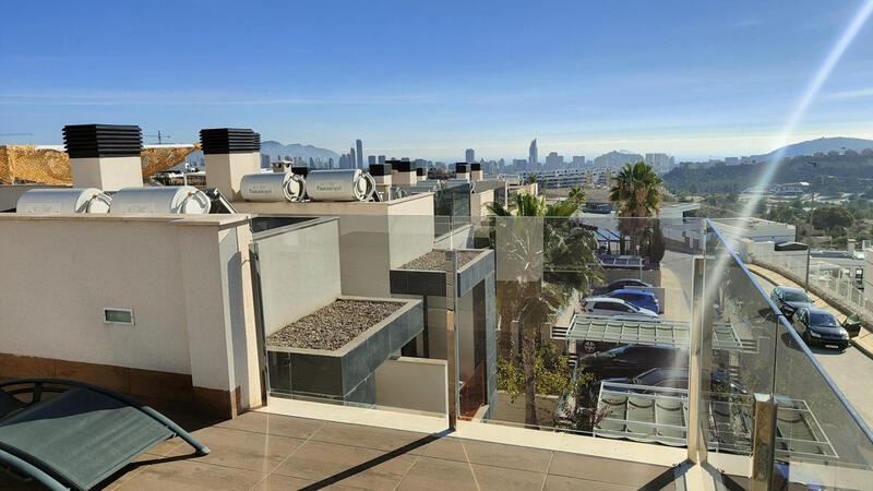 Villa til salgs i Finestrat, Alicante