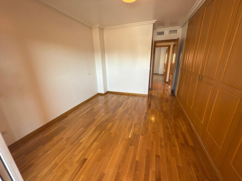 3 Schlafzimmer Appartement zu verkaufen