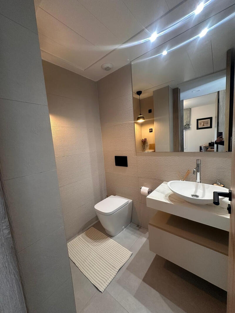 4 Cuarto Villa en venta