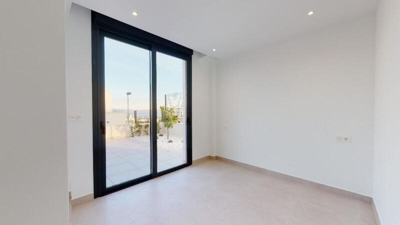 4 slaapkamer Villa Te koop