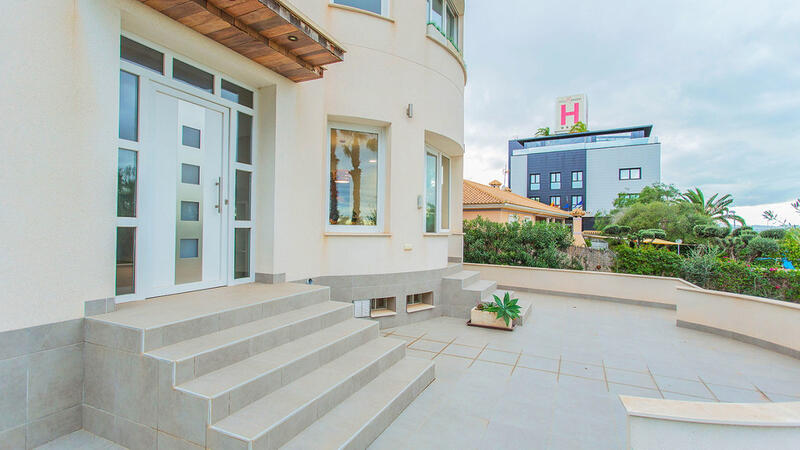 6 slaapkamer Villa Te koop