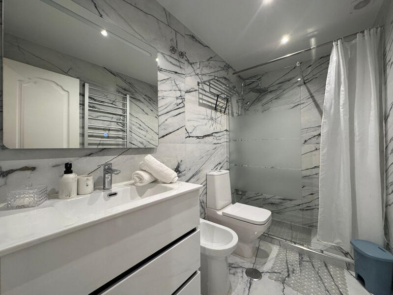 1 slaapkamer Appartement Te koop