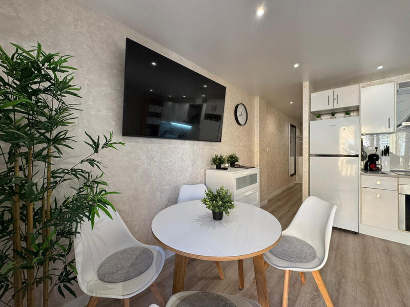 1 slaapkamer Appartement Te koop