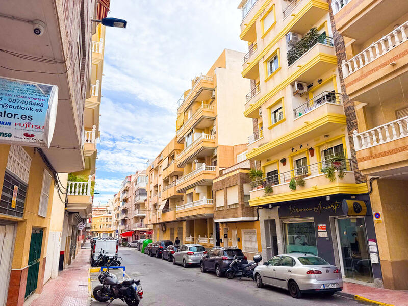Appartement zu verkaufen in Torrevieja, Alicante