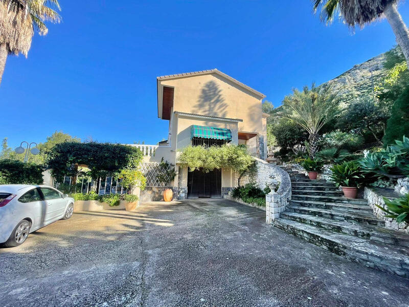 5 Schlafzimmer Villa zu verkaufen