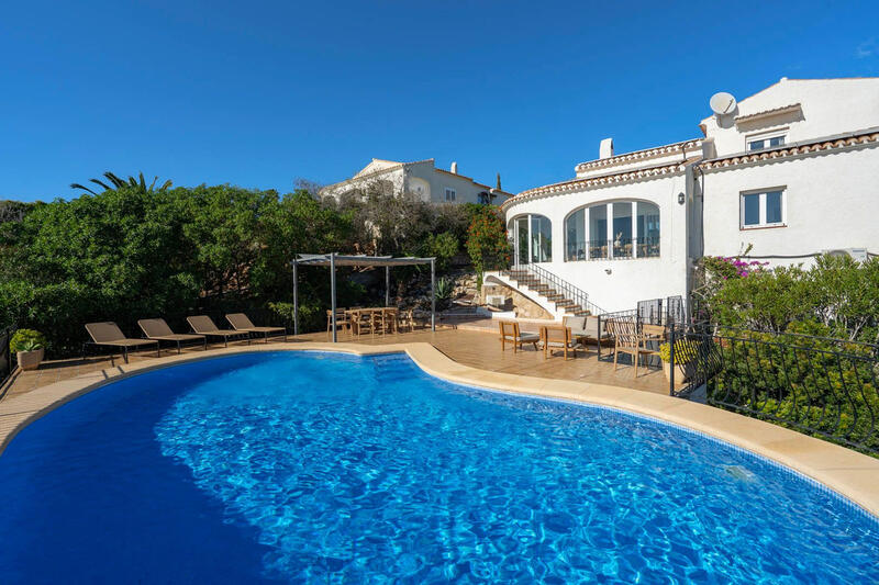 4 Cuarto Villa en venta