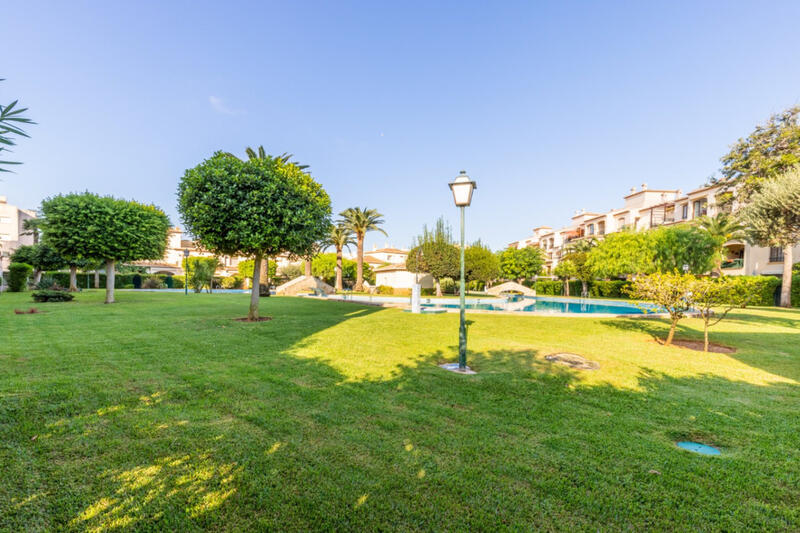 3 bedroom Townhouse for sale