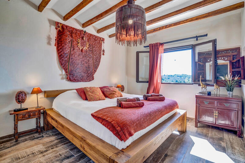 7 Schlafzimmer Landhaus zu verkaufen