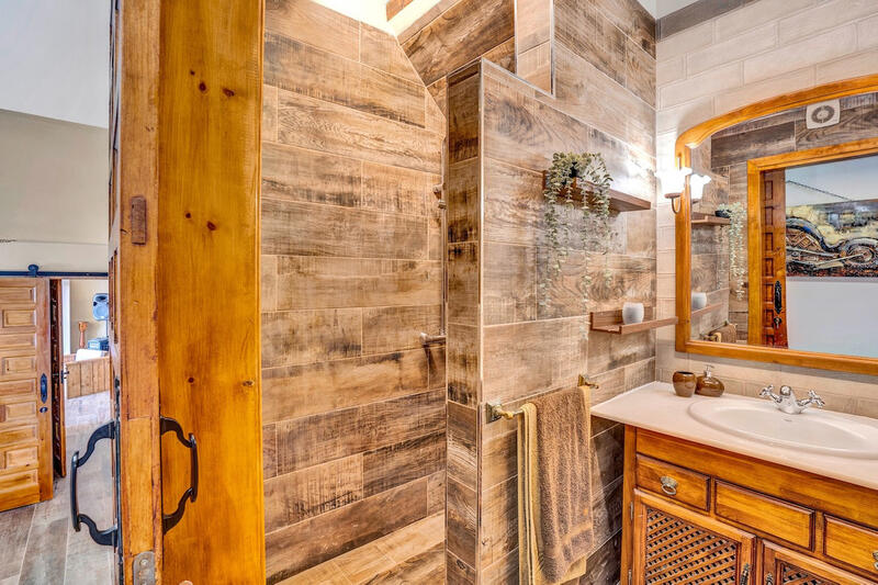 7 Schlafzimmer Landhaus zu verkaufen