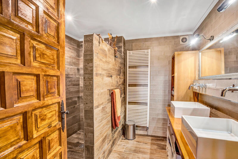 7 Schlafzimmer Landhaus zu verkaufen