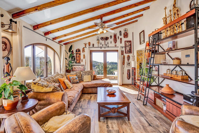 7 Schlafzimmer Landhaus zu verkaufen