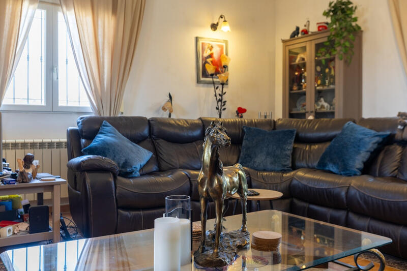 3 Schlafzimmer Landhaus zu verkaufen