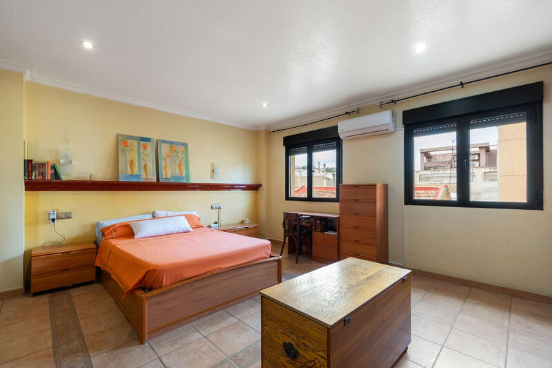 3 Cuarto Adosado en venta