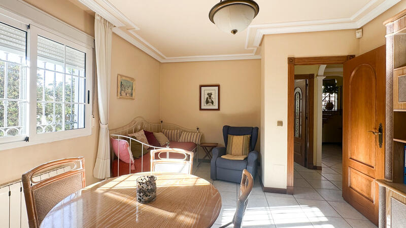 6 Cuarto Villa en venta