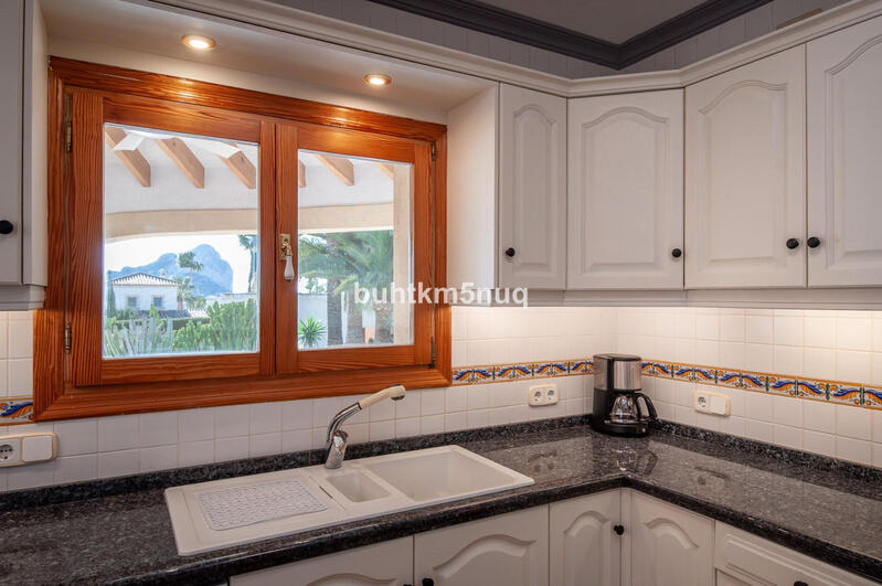 4 Cuarto Villa en venta