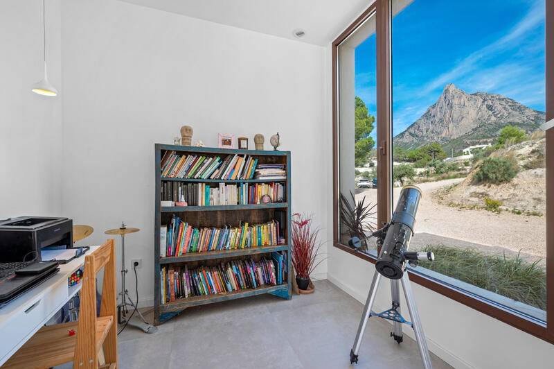 4 bedroom Villa for sale