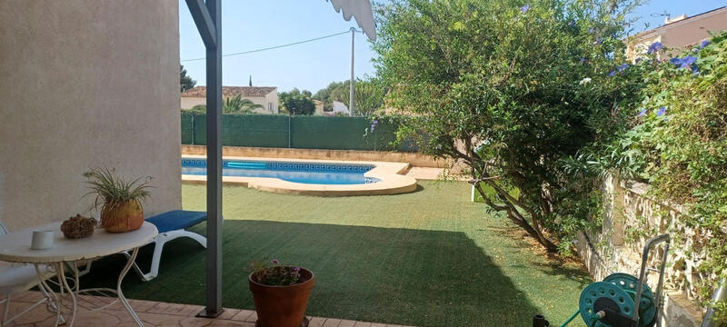 Villa for sale in La Nucia, Alicante
