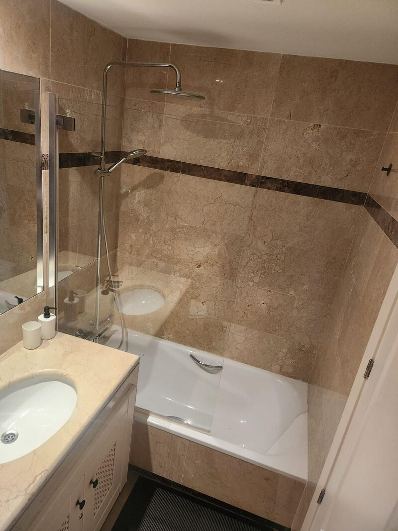 2 slaapkamer Appartement Te koop