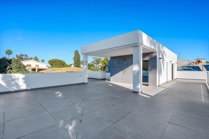 4 bedroom Villa for sale