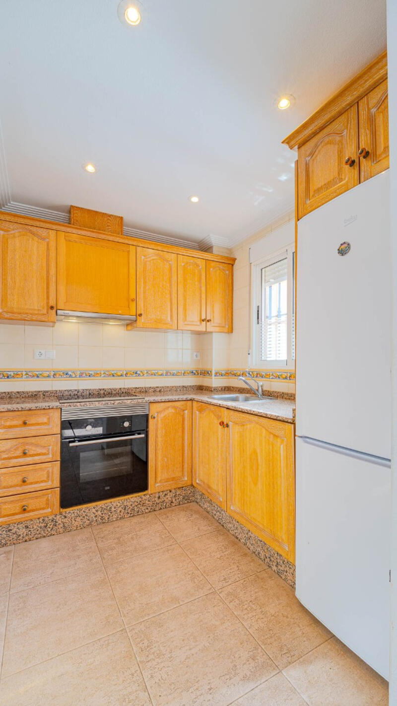 2 Cuarto Adosado en venta