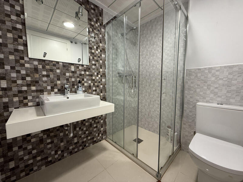 2 slaapkamer Appartement Te koop