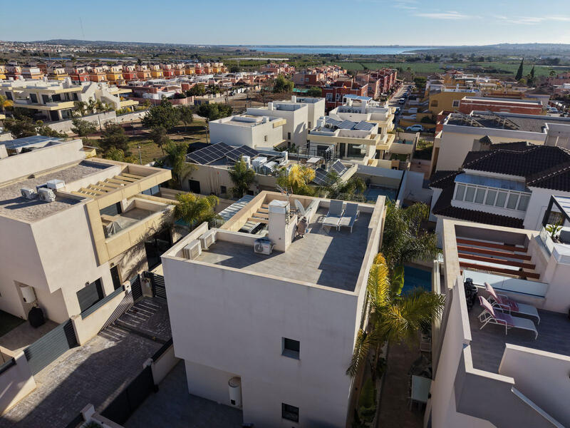 3 bedroom Villa for sale