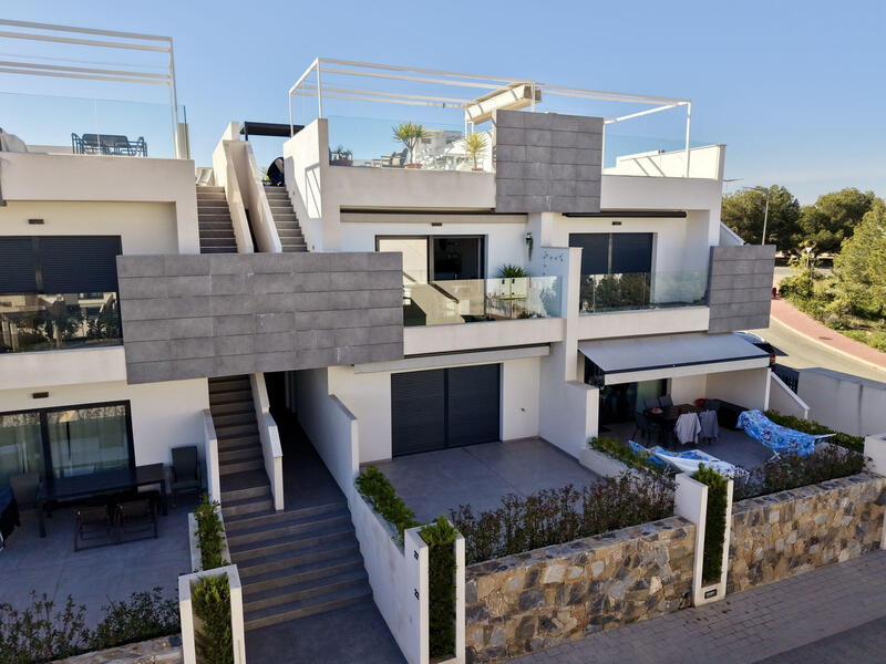 Leilighet til salgs i Los Balcones, Alicante