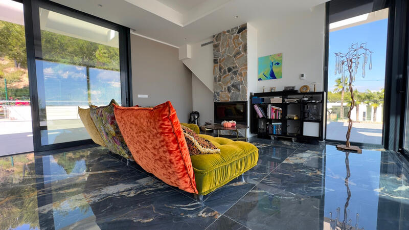 6 Schlafzimmer Villa zu verkaufen