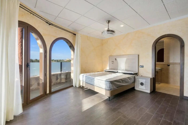 4 sovrum Villa till salu