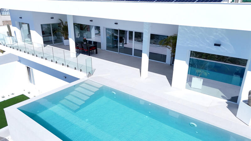 5 slaapkamer Villa Te koop