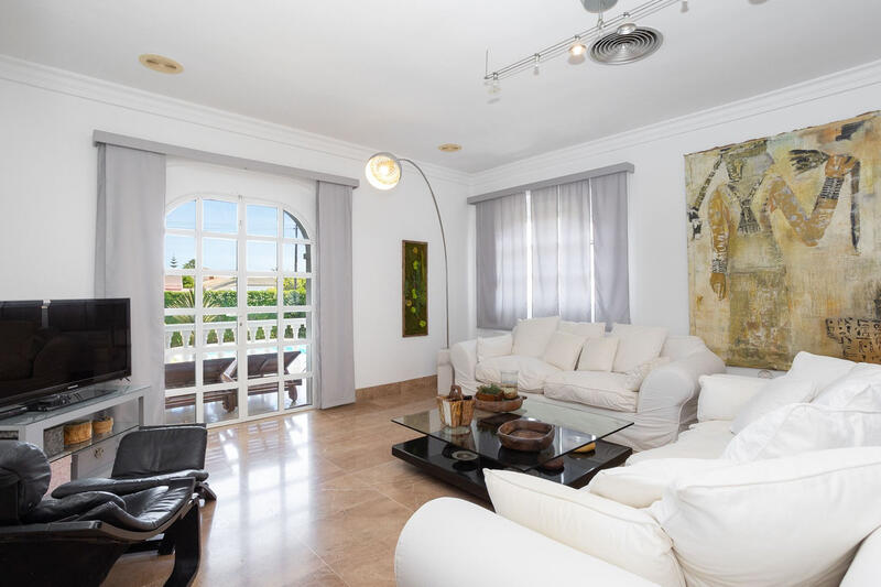 4 slaapkamer Villa Te koop