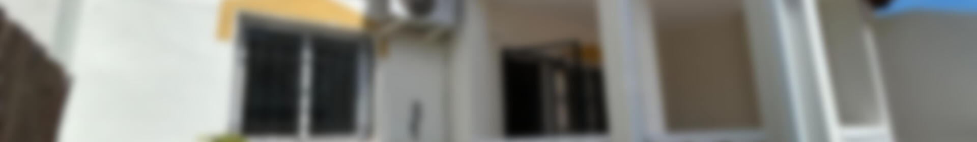 3 спальная комната городская тюрьма продается