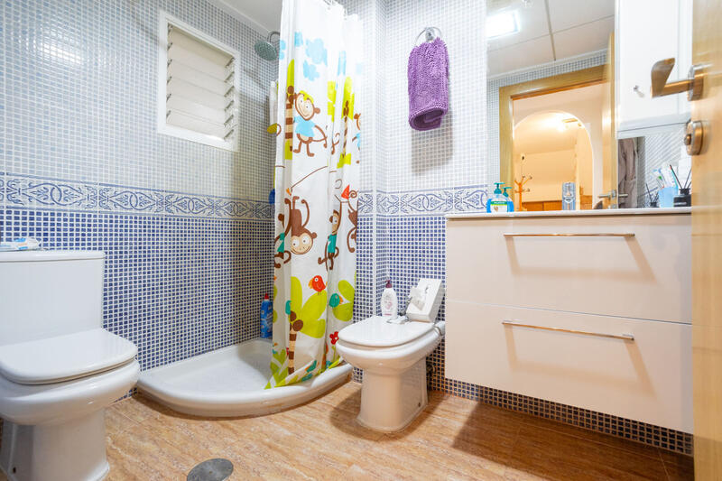 4 bedroom Townhouse for sale