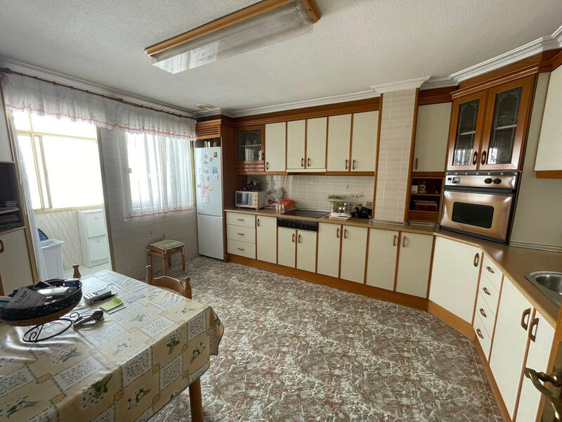 4 Schlafzimmer Appartement zu verkaufen