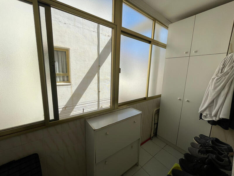 4 Schlafzimmer Appartement zu verkaufen